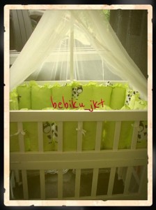 Box Bayi Kayu Putih